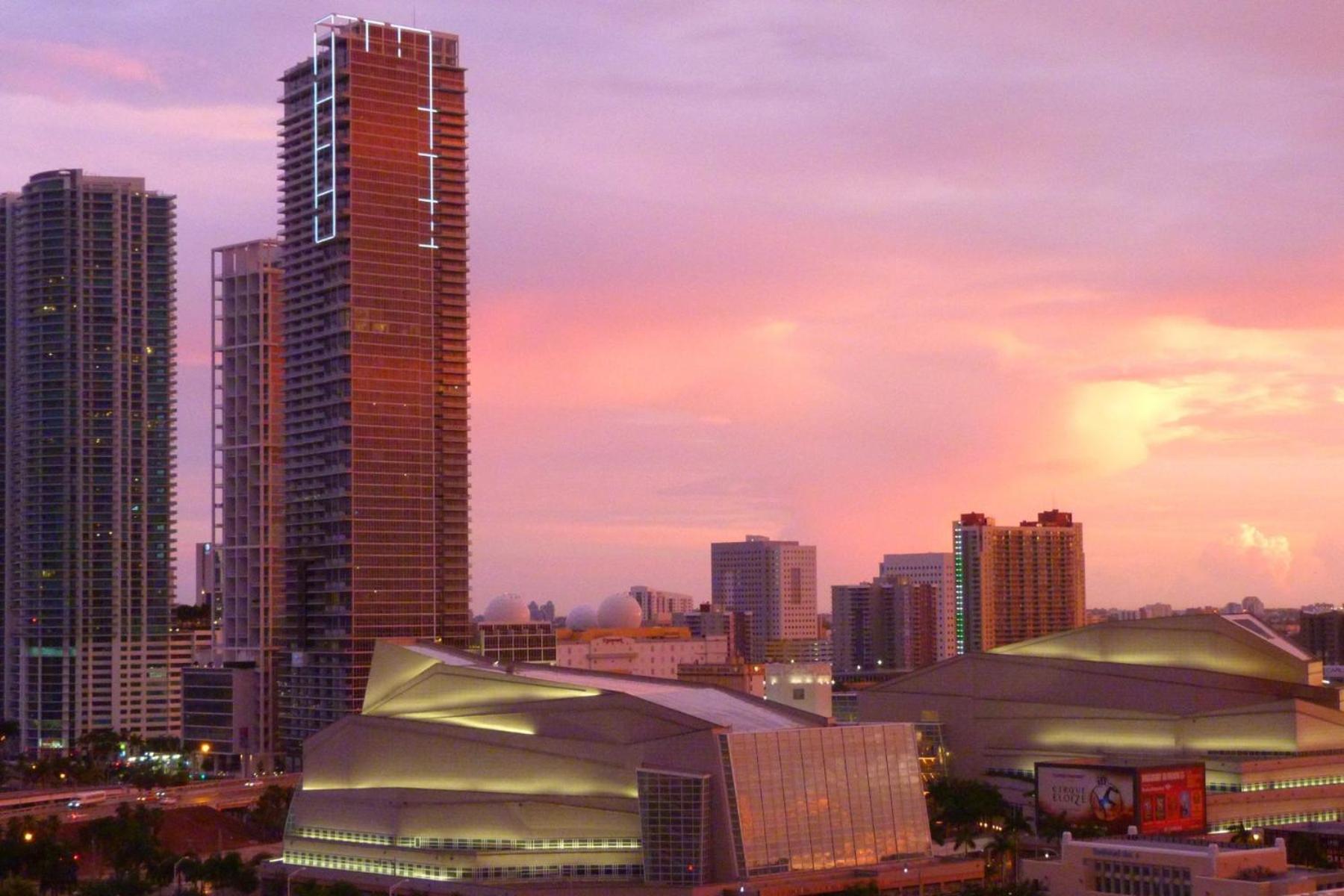 Urban Gateway Best Location In Brickell Prkg マイアミ エクステリア 写真