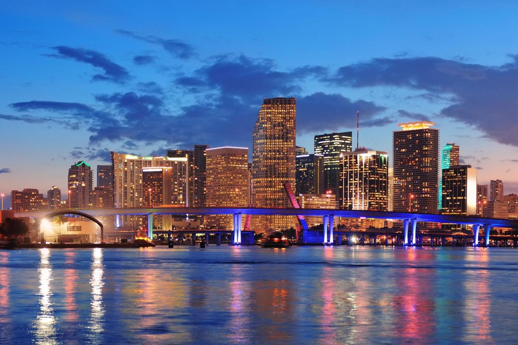 Urban Gateway Best Location In Brickell Prkg マイアミ エクステリア 写真